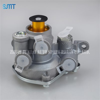 Клапан управления пружинным тормозом прицепа